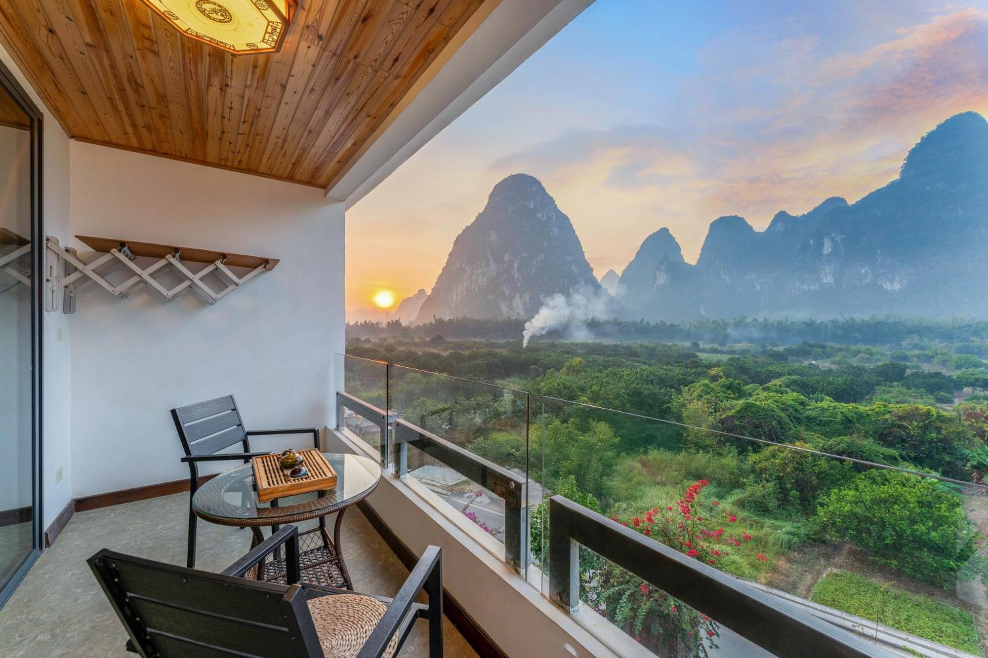 Leisure Courtyard Hotel Yangshuo-Free Shuttle Bus To Yangshuo Station Stay 2 Nights One Way Exteriér fotografie