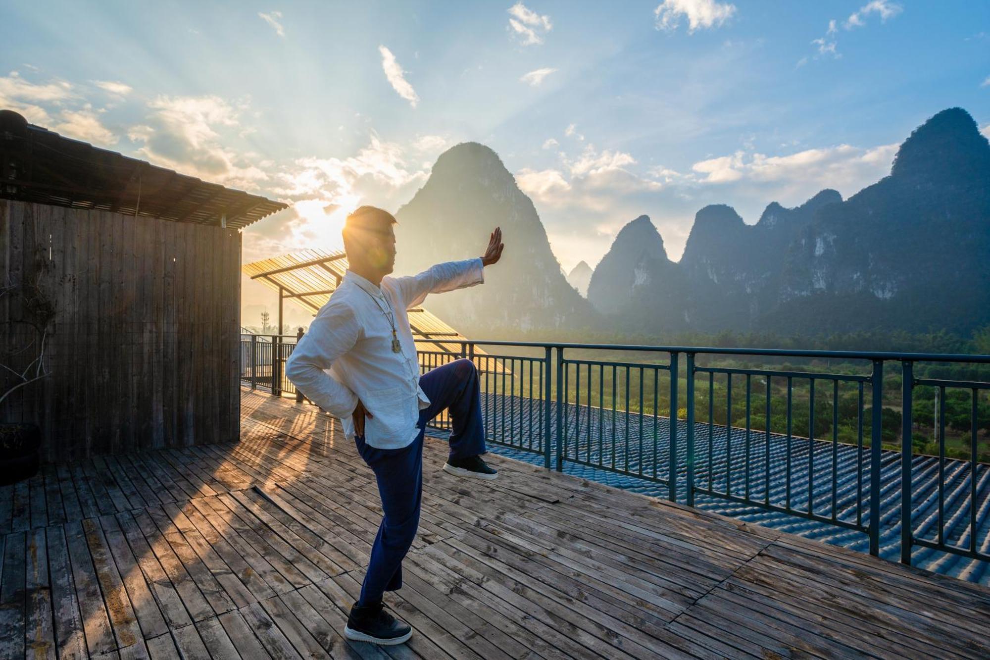 Leisure Courtyard Hotel Yangshuo-Free Shuttle Bus To Yangshuo Station Stay 2 Nights One Way Exteriér fotografie