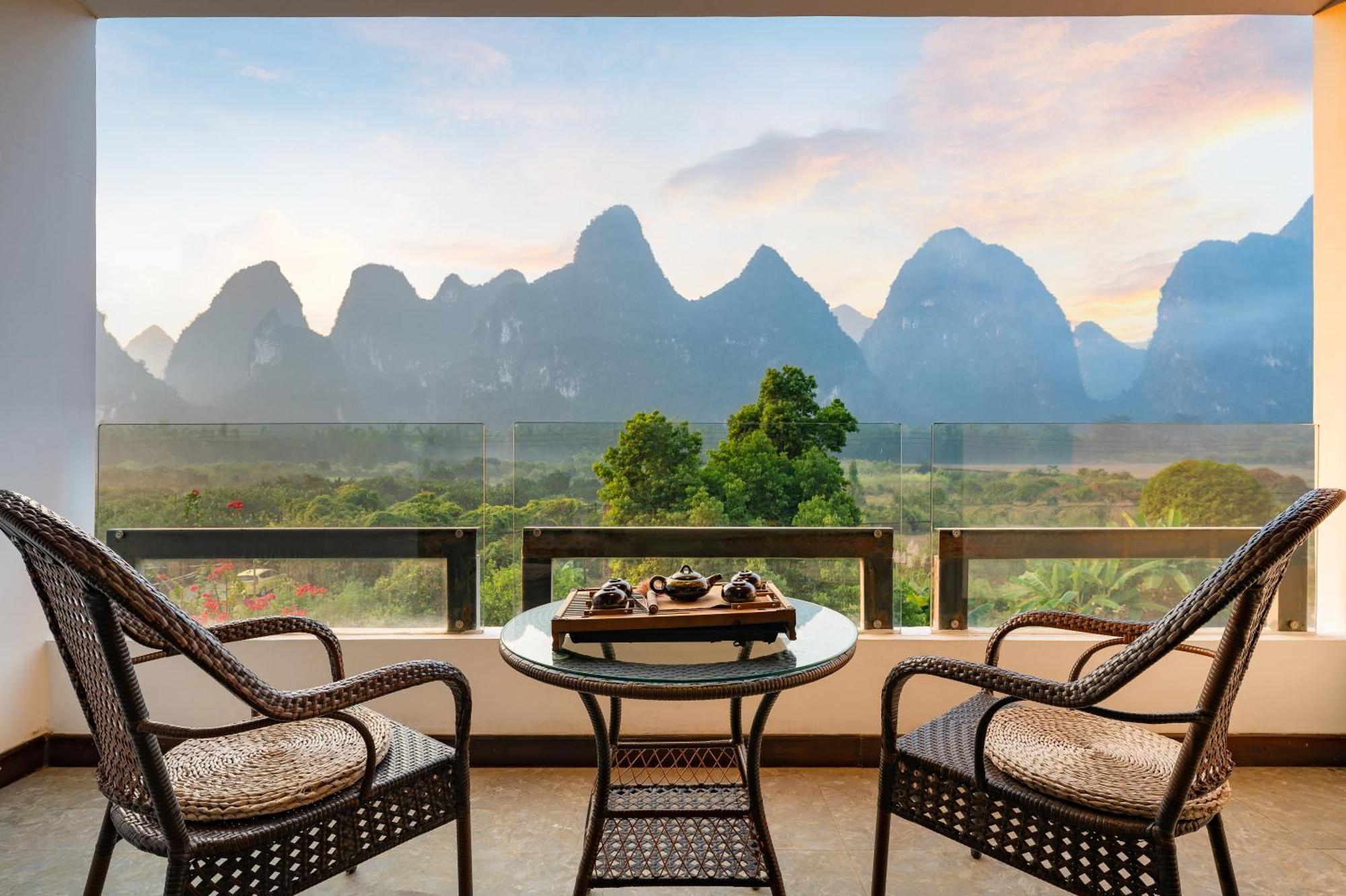 Leisure Courtyard Hotel Yangshuo-Free Shuttle Bus To Yangshuo Station Stay 2 Nights One Way Exteriér fotografie