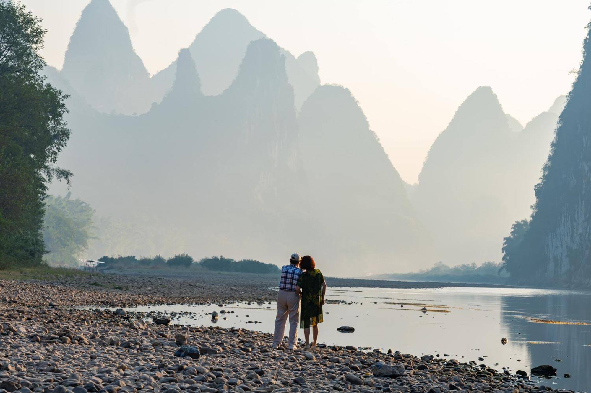 Leisure Courtyard Hotel Yangshuo-Free Shuttle Bus To Yangshuo Station Stay 2 Nights One Way Exteriér fotografie