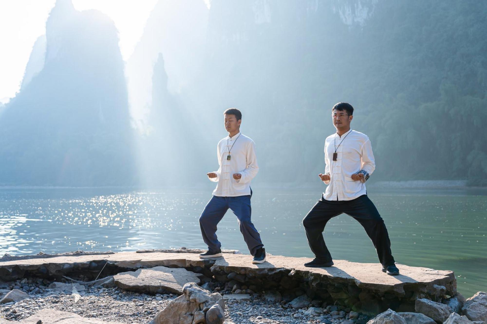 Leisure Courtyard Hotel Yangshuo-Free Shuttle Bus To Yangshuo Station Stay 2 Nights One Way Exteriér fotografie